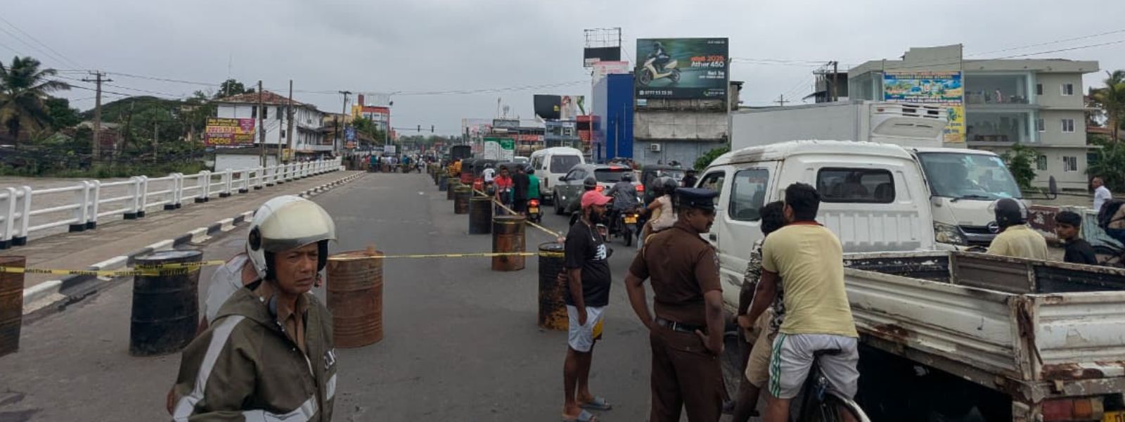 Early Signs of Cracks on Ja-Ela Bridge